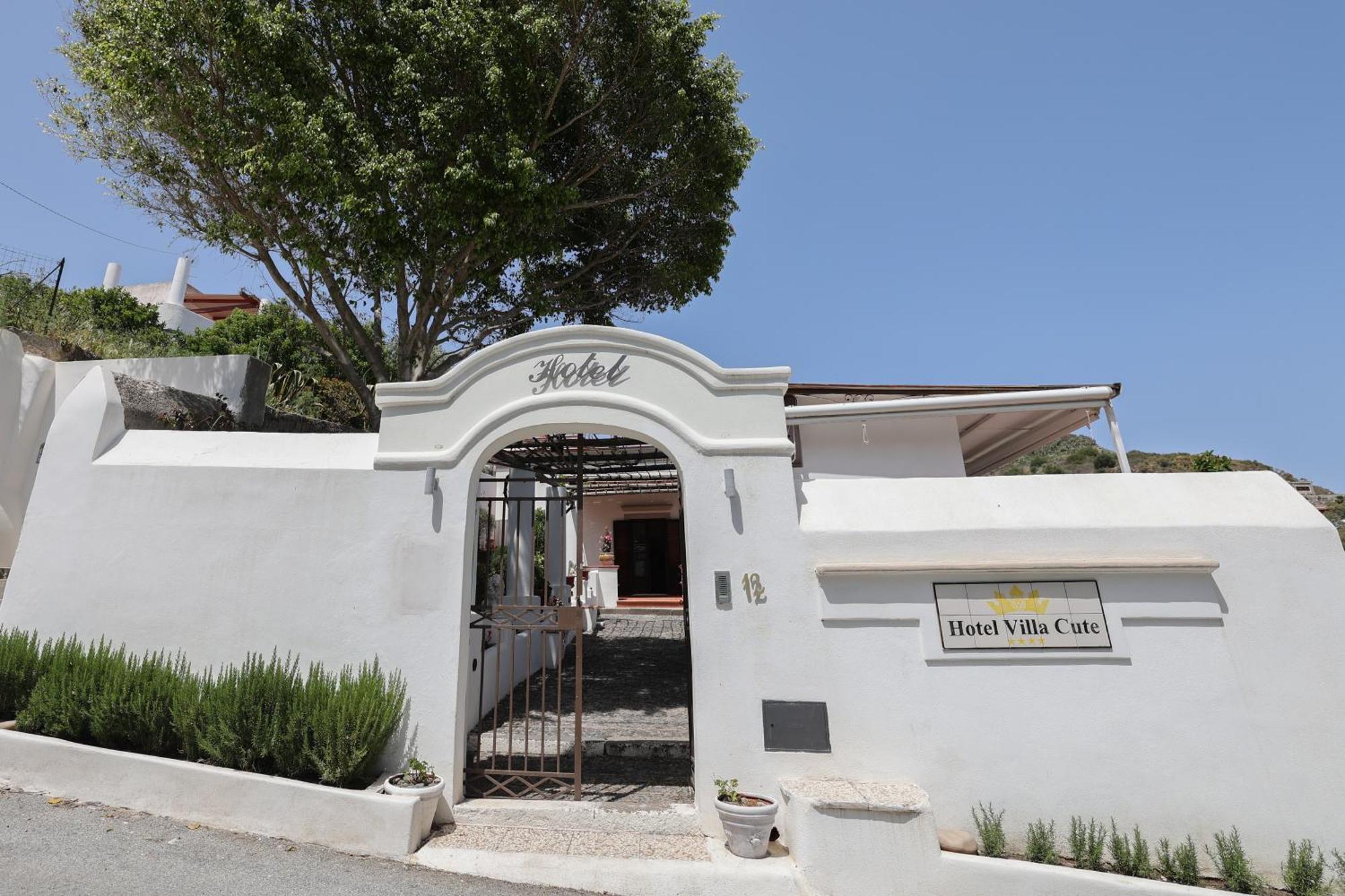 Hotel Villa Cute - Hvc Lipari  Exteriör bild