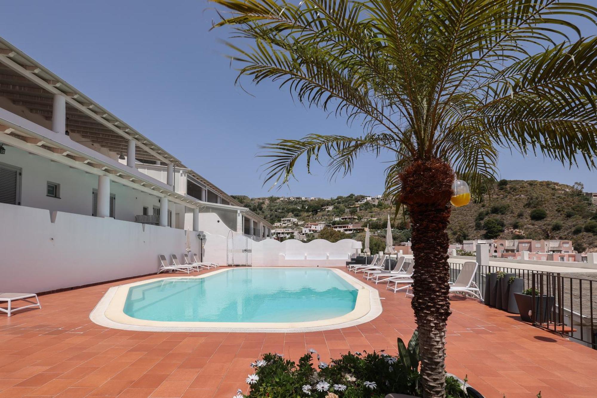 Hotel Villa Cute - Hvc Lipari  Exteriör bild