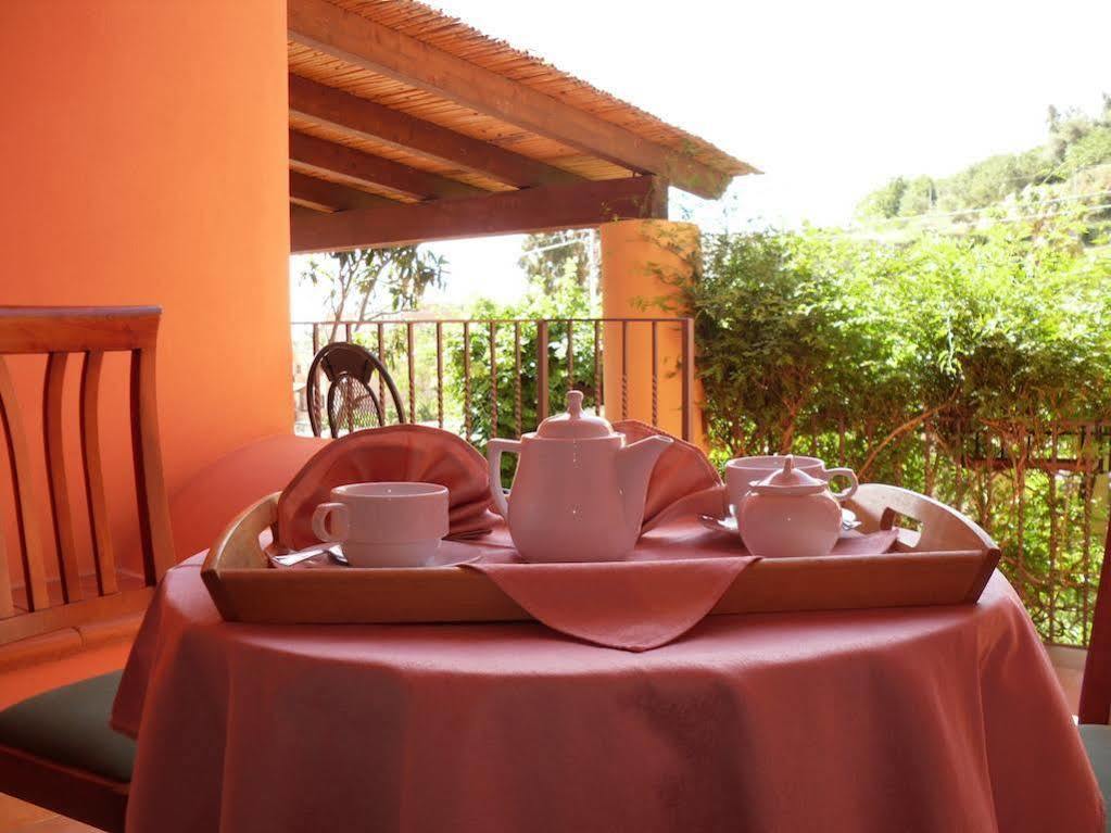Hotel Villa Cute - Hvc Lipari  Exteriör bild